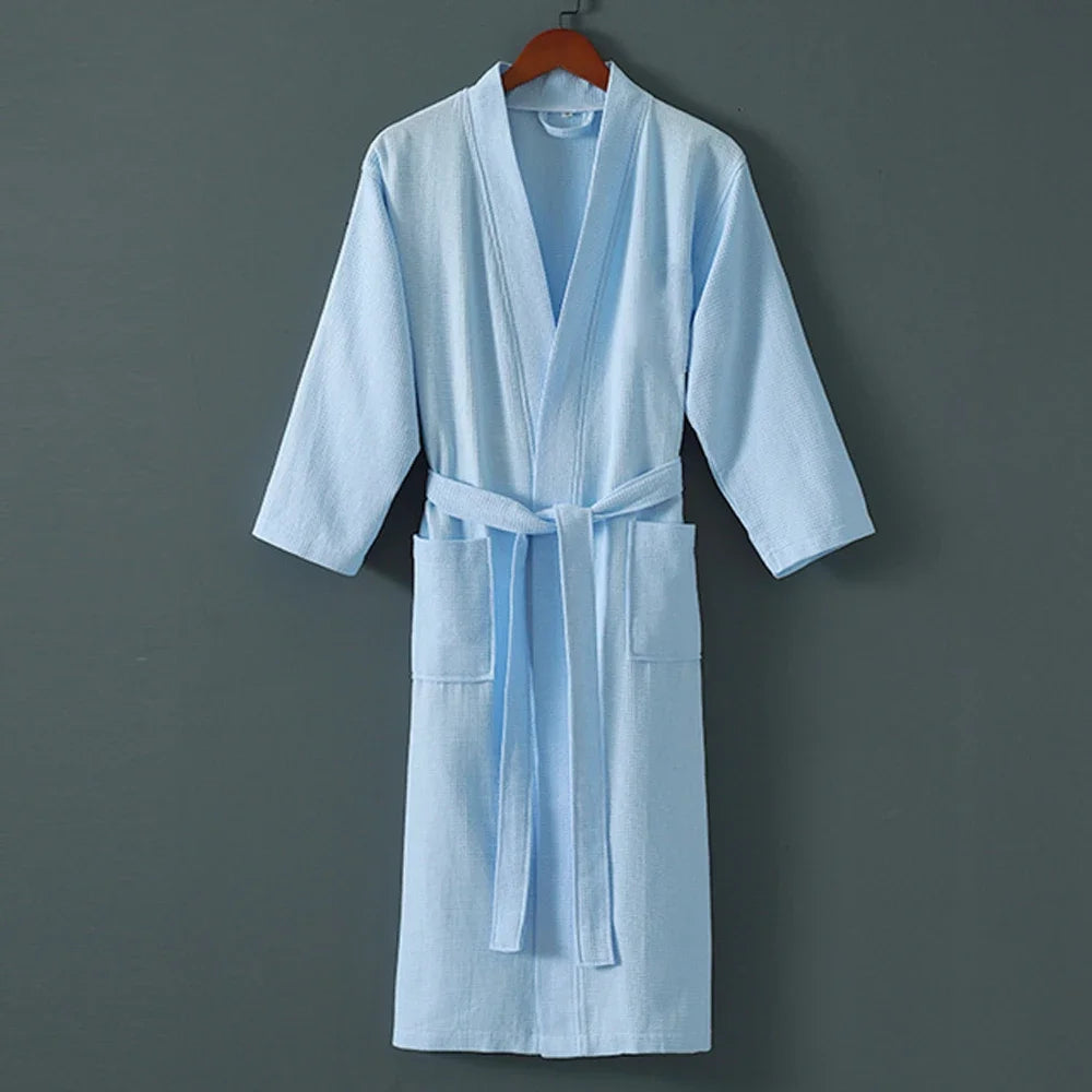 Unisex Hooded Cotton Bathrobe – Winter Warm & Elegant