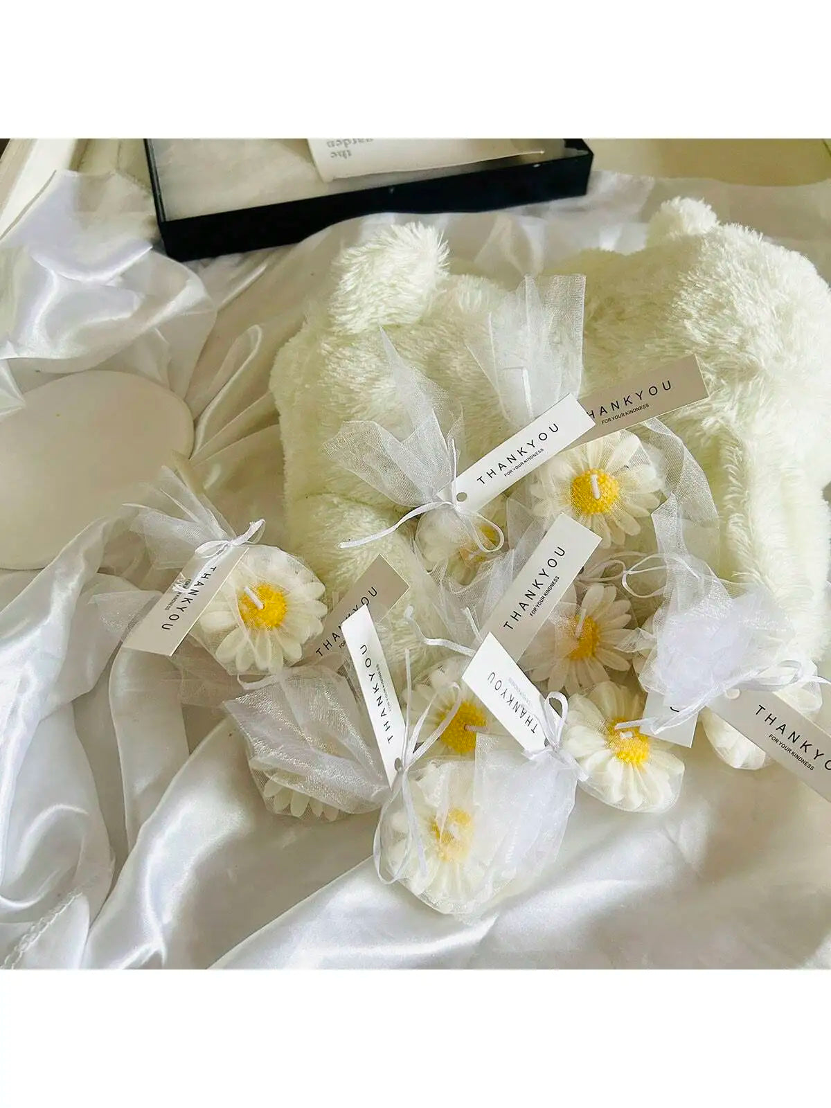 Daisy Candle Set – Scented Soy Wax for Home & Wedding Decor